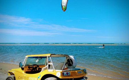 Buggy e Kite Surf em na praia